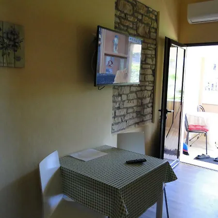 Apartment Pino Umag Extérieur photo