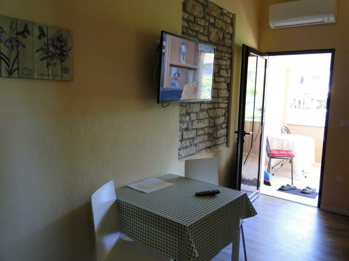 Apartment Pino *